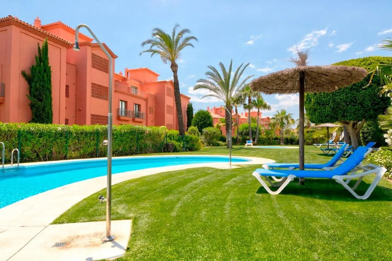 Royal Apartment W/Shared Pool, Terrace &A/C مالقة إسبانيا